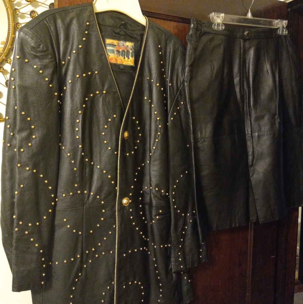 WOMEN'S SIZE 16 100% GENUINE LEATHER SKIRT SUIT